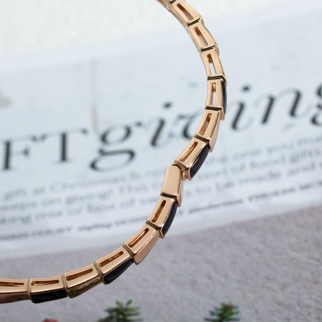 Bvlgari Serpenti Bracelet Pink Gold Onyx