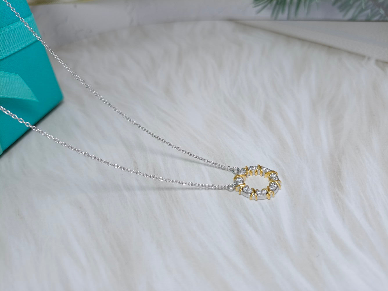 Tiffany Sixteen Stone Necklace Gold