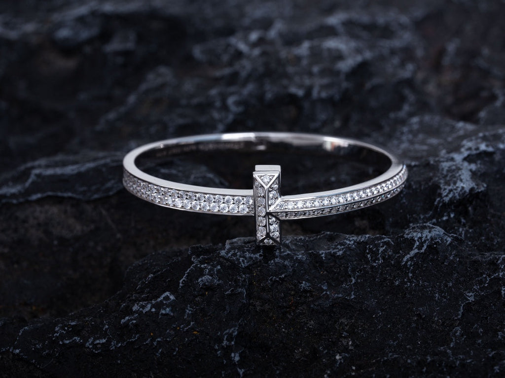 Tiffany Wide Cubic Zirconia Hinged Bangle Silver