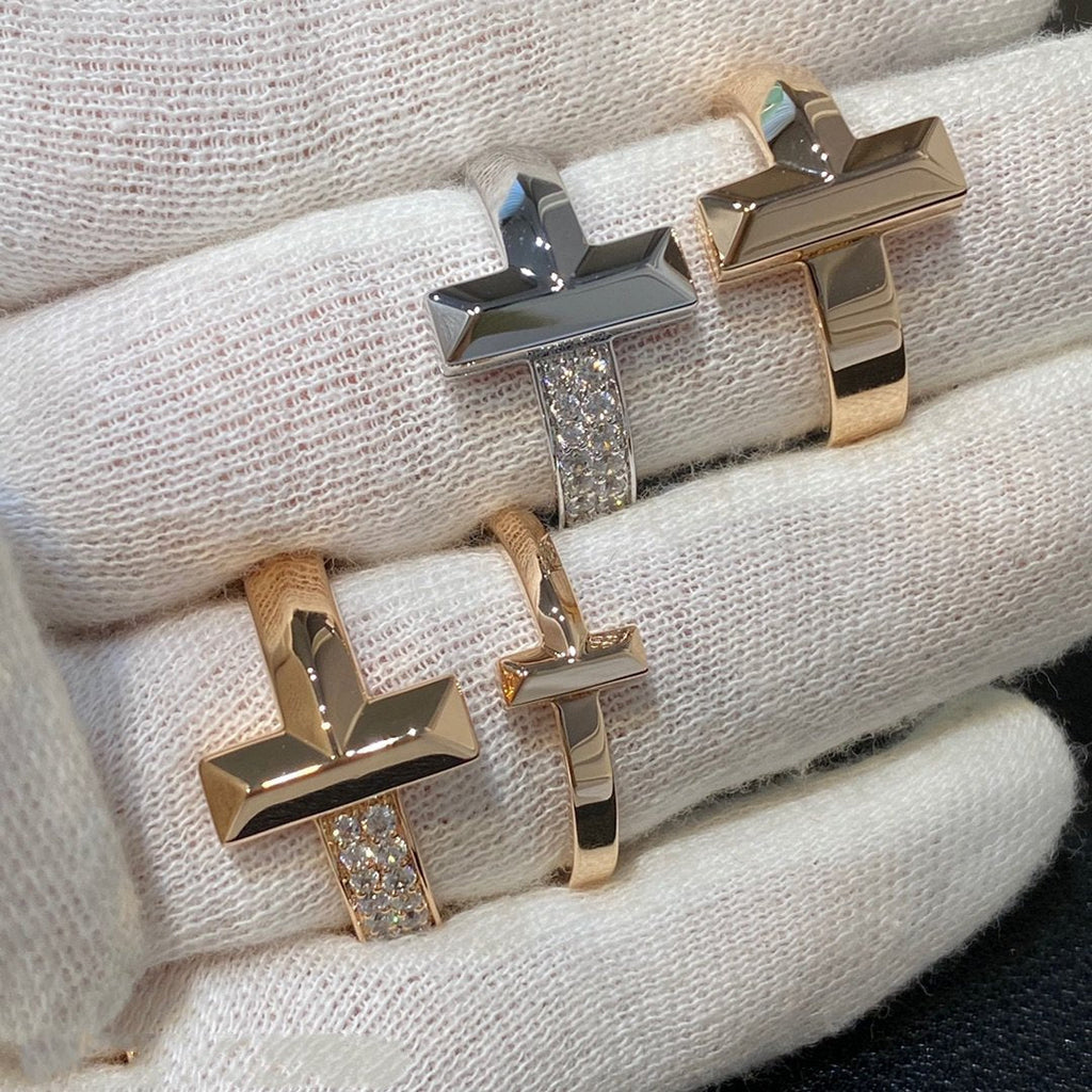 Tiffany T Wire Medium Cubic Zirconia Ring