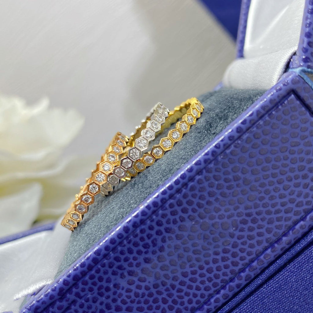 Chaumet Bee Love Cubic Zirconia Paved Small Ring