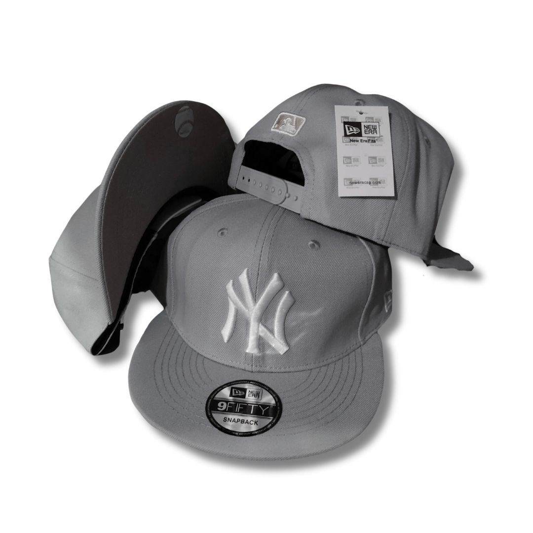 New York Yankees New Era 9FIFTY Classic Gray with White Logo – Snapback Cap