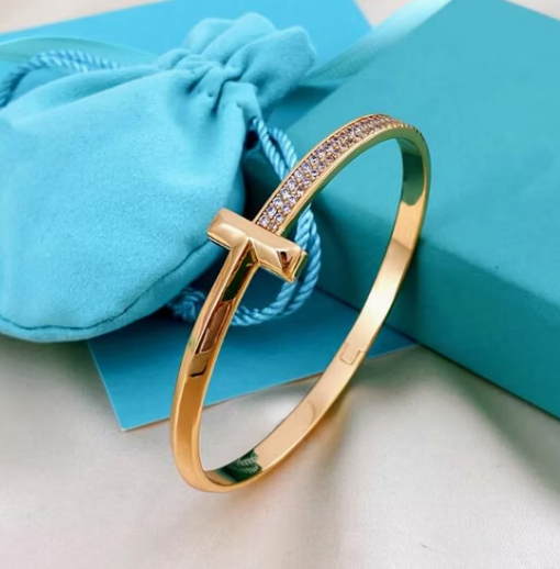 Tiffany Wide Cubic Zirconia Hinged Bangle