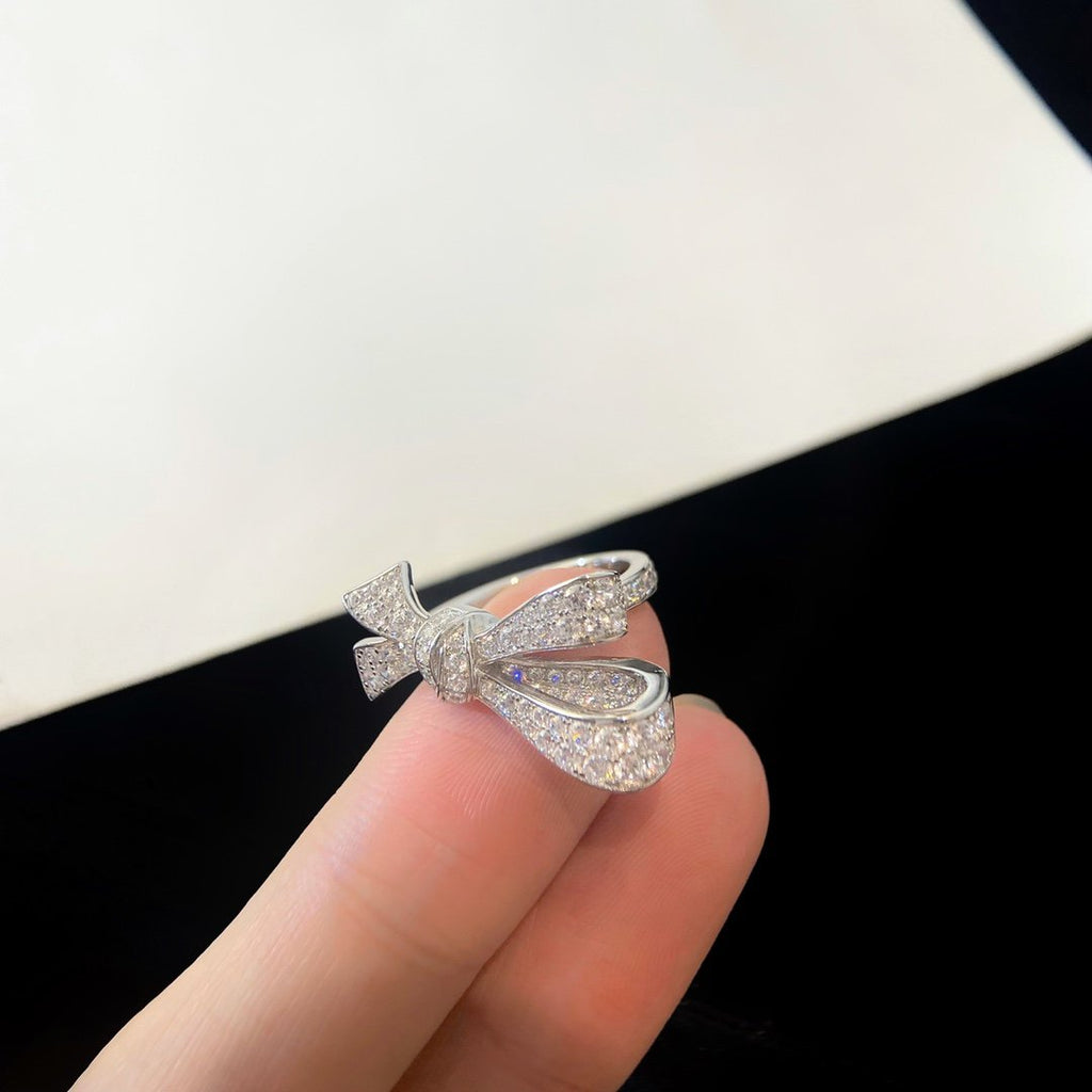 Graff Tildas Bow Silver Cubic Zirconia Ring