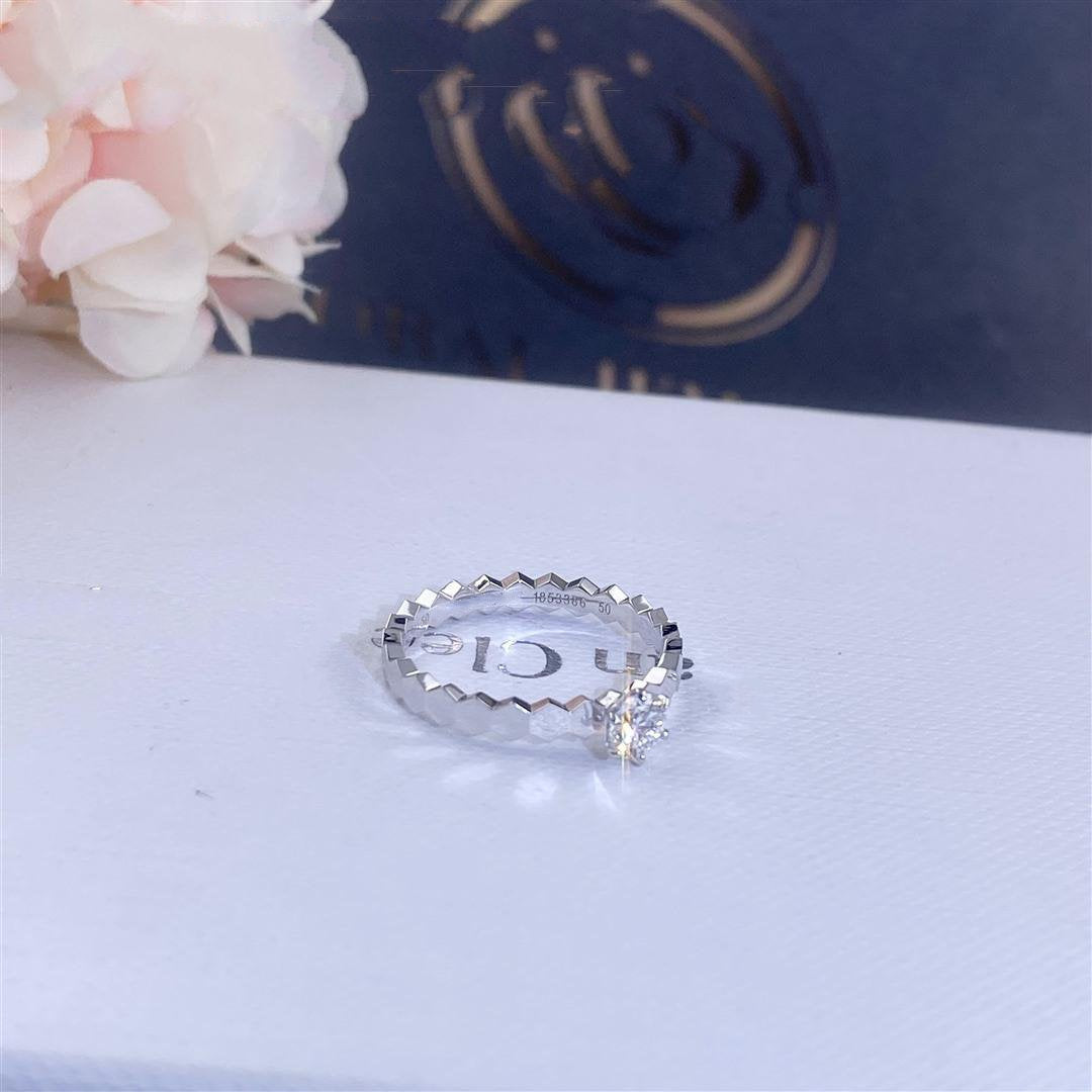 Chaumet Bee Love Ring Silver 1 Cubic Zirconia